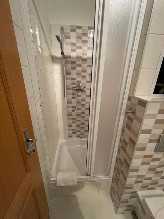 Apartmany U Posty Яхимів Екстер'єр фото