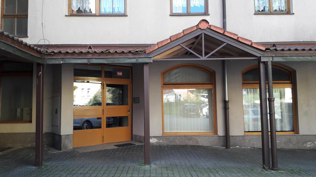 Apartmany U Posty Яхимів Екстер'єр фото